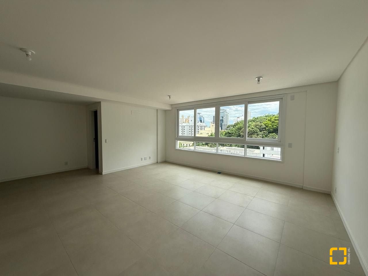 Studio com 40m², 1 quarto, 1 garagem, no bairro Centro em Florianópolis