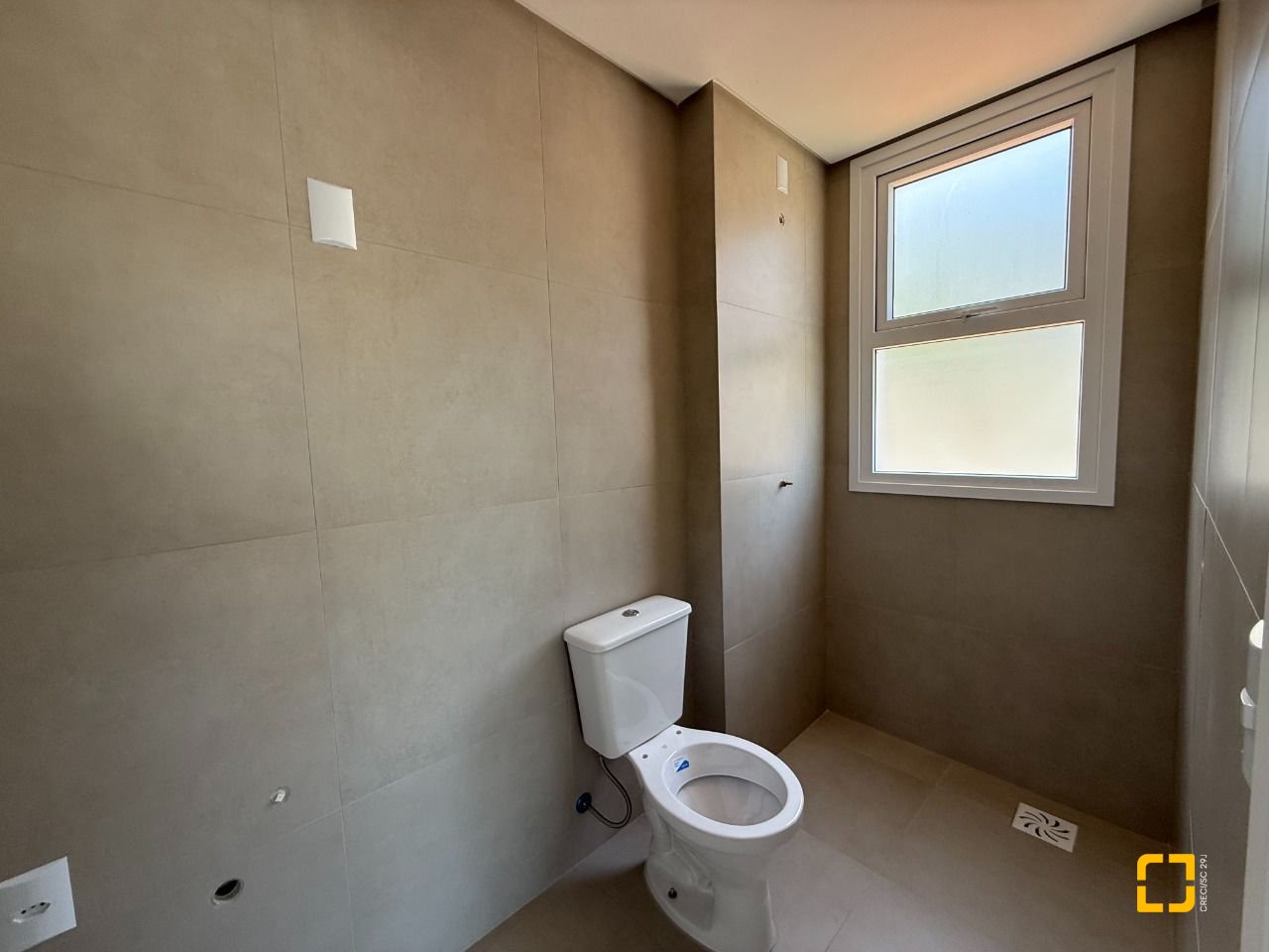Studio com 40m², 1 quarto, 1 garagem, no bairro Centro em Florianópolis