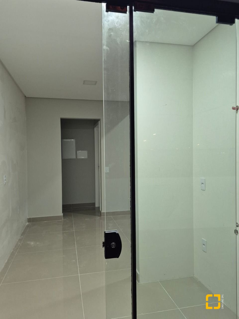 Casa com 113m², 3 quartos (sendo 1 suíte), 2 garagens, no bairro Forquilhas em São José