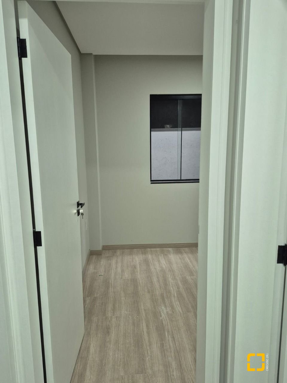 Casa com 113m², 3 quartos (sendo 1 suíte), 2 garagens, no bairro Forquilhas em São José