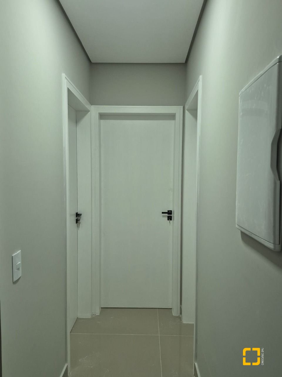 Casa com 113m², 3 quartos (sendo 1 suíte), 2 garagens, no bairro Forquilhas em São José