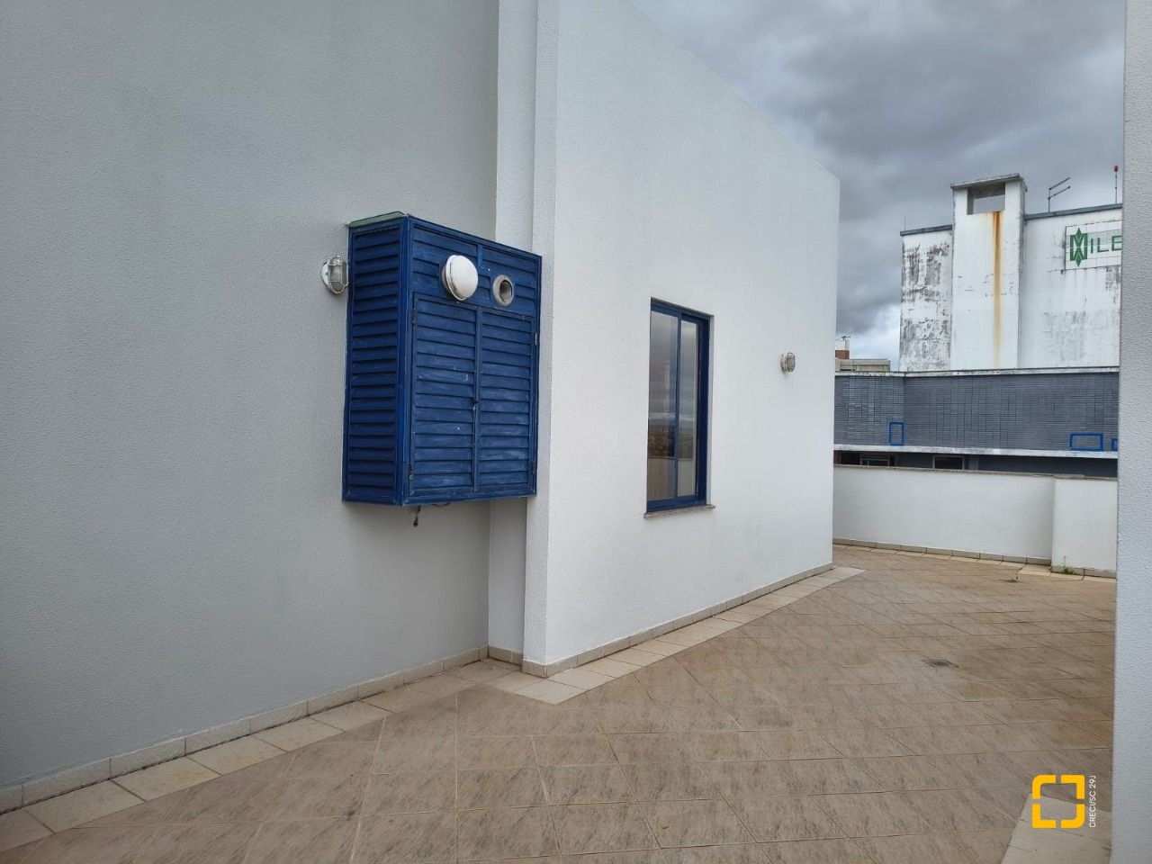 Cobertura com 459m², 4 quartos (sendo 2 suítes), 3 garagens, no bairro Campinas em São José
