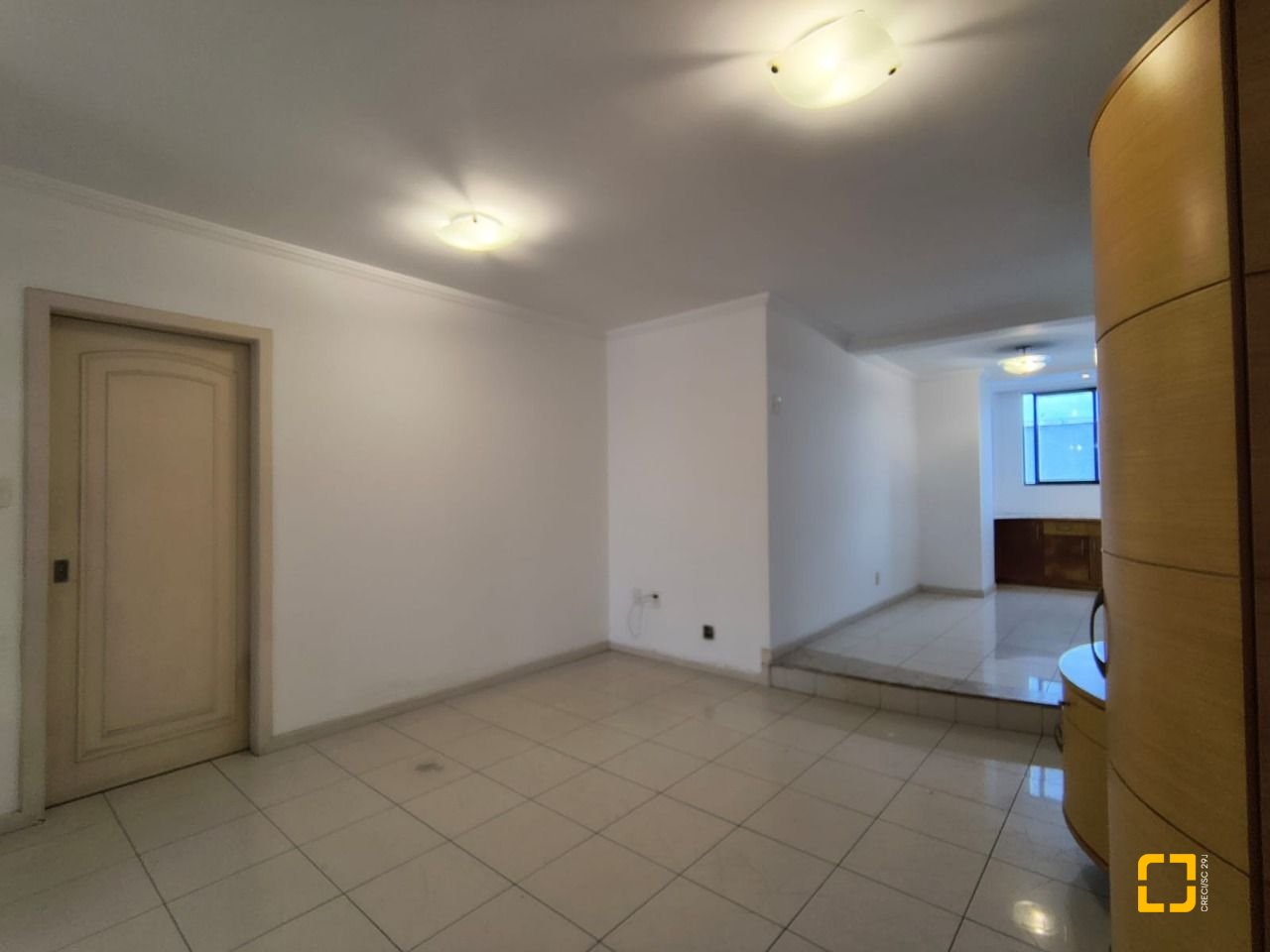 Cobertura com 459m², 4 quartos (sendo 2 suítes), 3 garagens, no bairro Campinas em São José