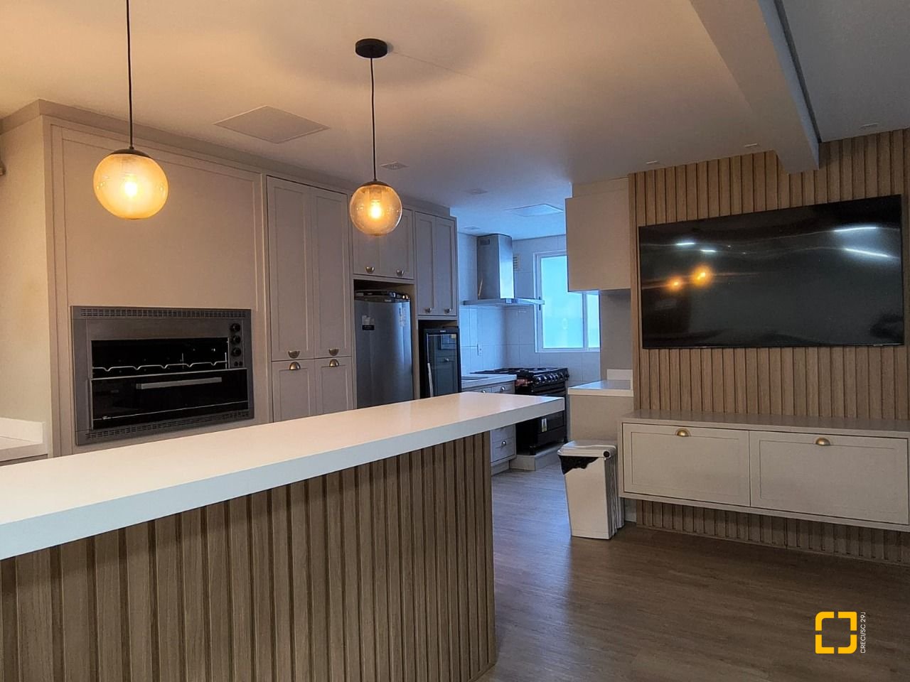 Cobertura com 459m², 4 quartos (sendo 2 suítes), 3 garagens, no bairro Campinas em São José