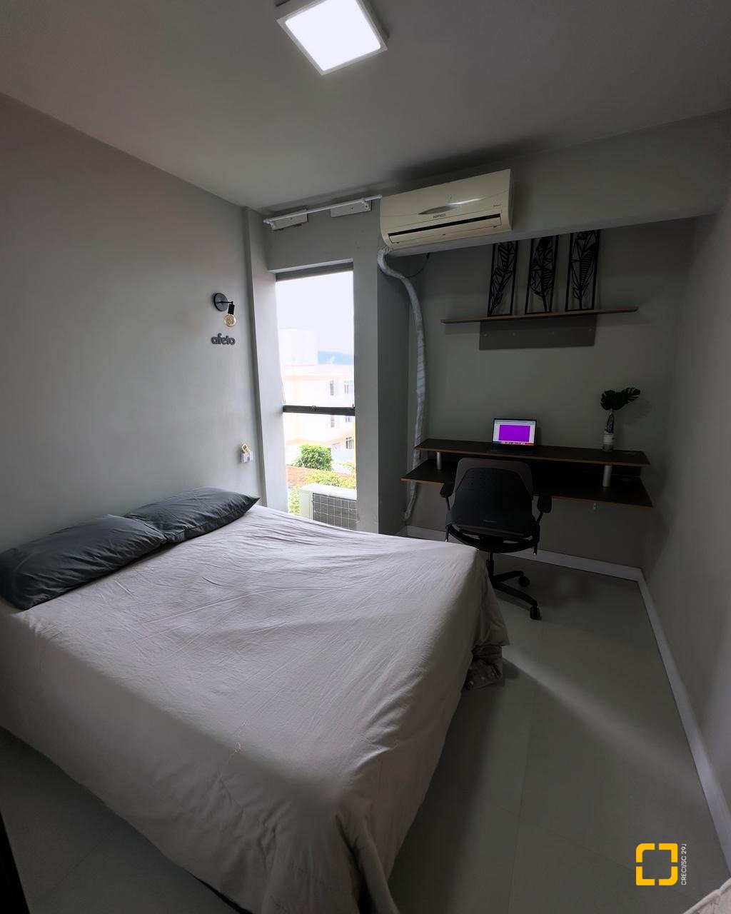 Apartamento com 40m², 1 quarto (sendo 1 suíte), no bairro Coqueiros em Florianópolis
