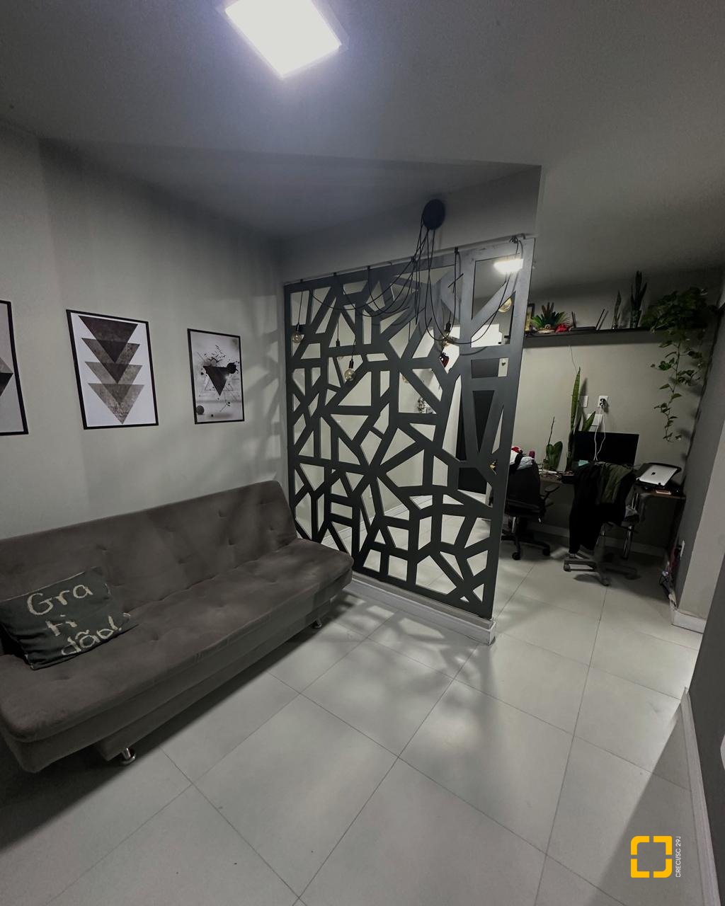Apartamento com 40m², 1 quarto (sendo 1 suíte), no bairro Coqueiros em Florianópolis