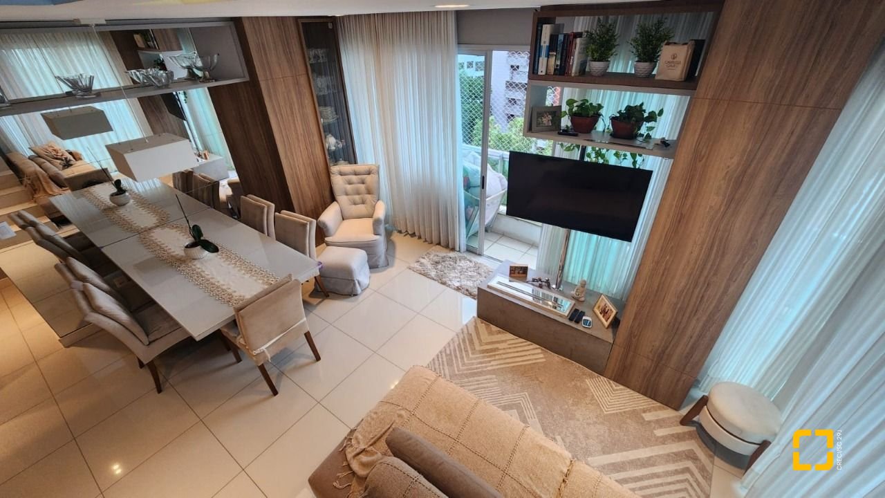 Cobertura com 206m², 4 quartos (sendo 2 suítes), 2 garagens, no bairro Agronômica em Florianópolis