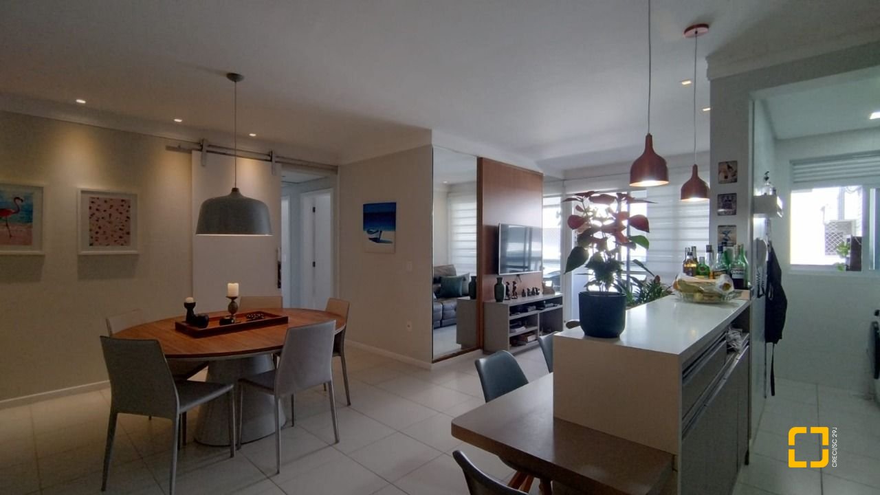 Apartamento com 115m², 5 quartos (sendo 2 suítes), 2 garagens, no bairro Ingleses em Florianópolis