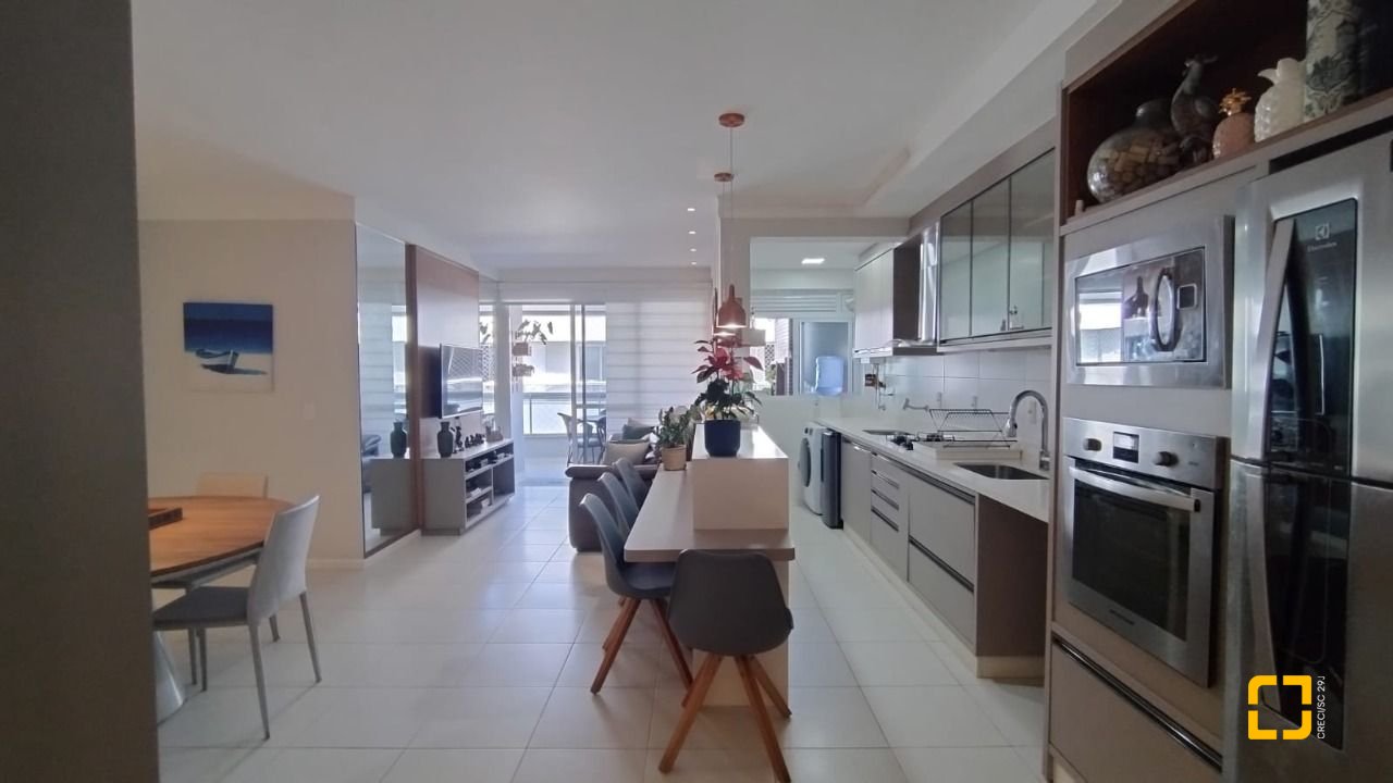 Apartamento com 115m², 5 quartos (sendo 2 suítes), 2 garagens, no bairro Ingleses em Florianópolis