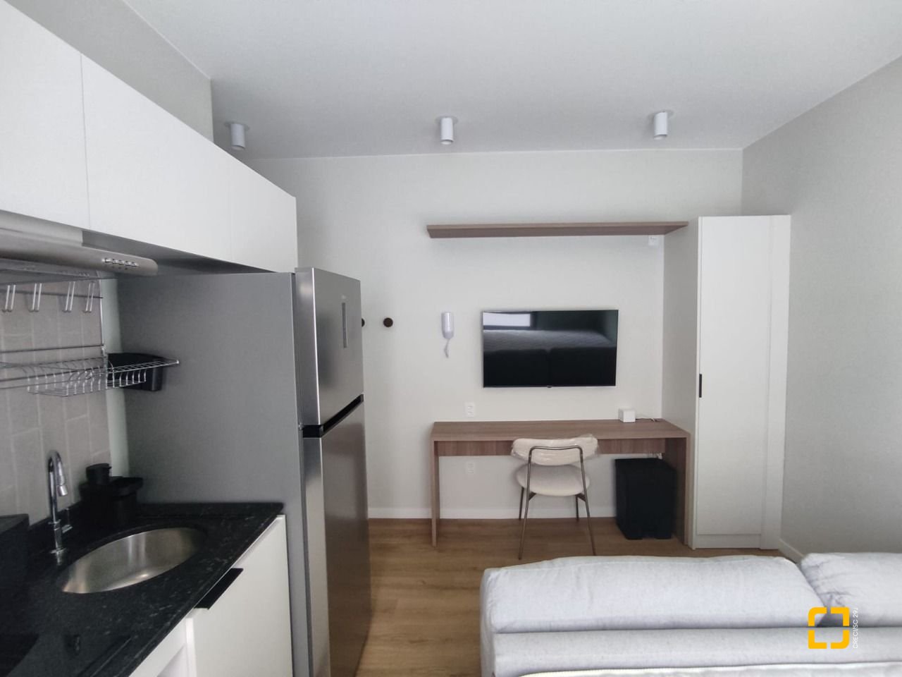 Studio com 19m², 1 quarto, no bairro Centro em Florianópolis