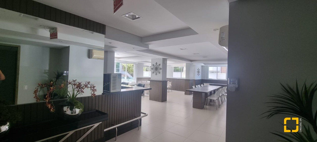 Apartamento com 127m², 5 quartos (sendo 1 suíte), 2 garagens, no bairro Itacorubi em Florianópolis
