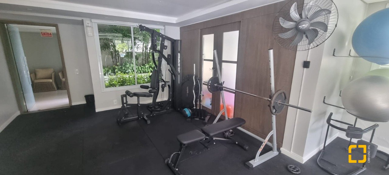 Apartamento com 127m², 5 quartos (sendo 1 suíte), 2 garagens, no bairro Itacorubi em Florianópolis