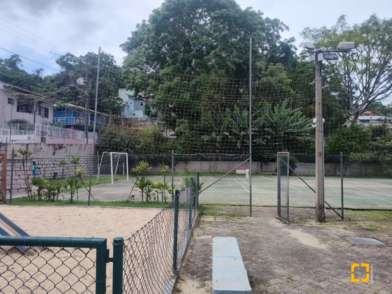 Apartamento com 85m², 2 quartos, 1 garagem, no bairro Córrego Grande em Florianópolis