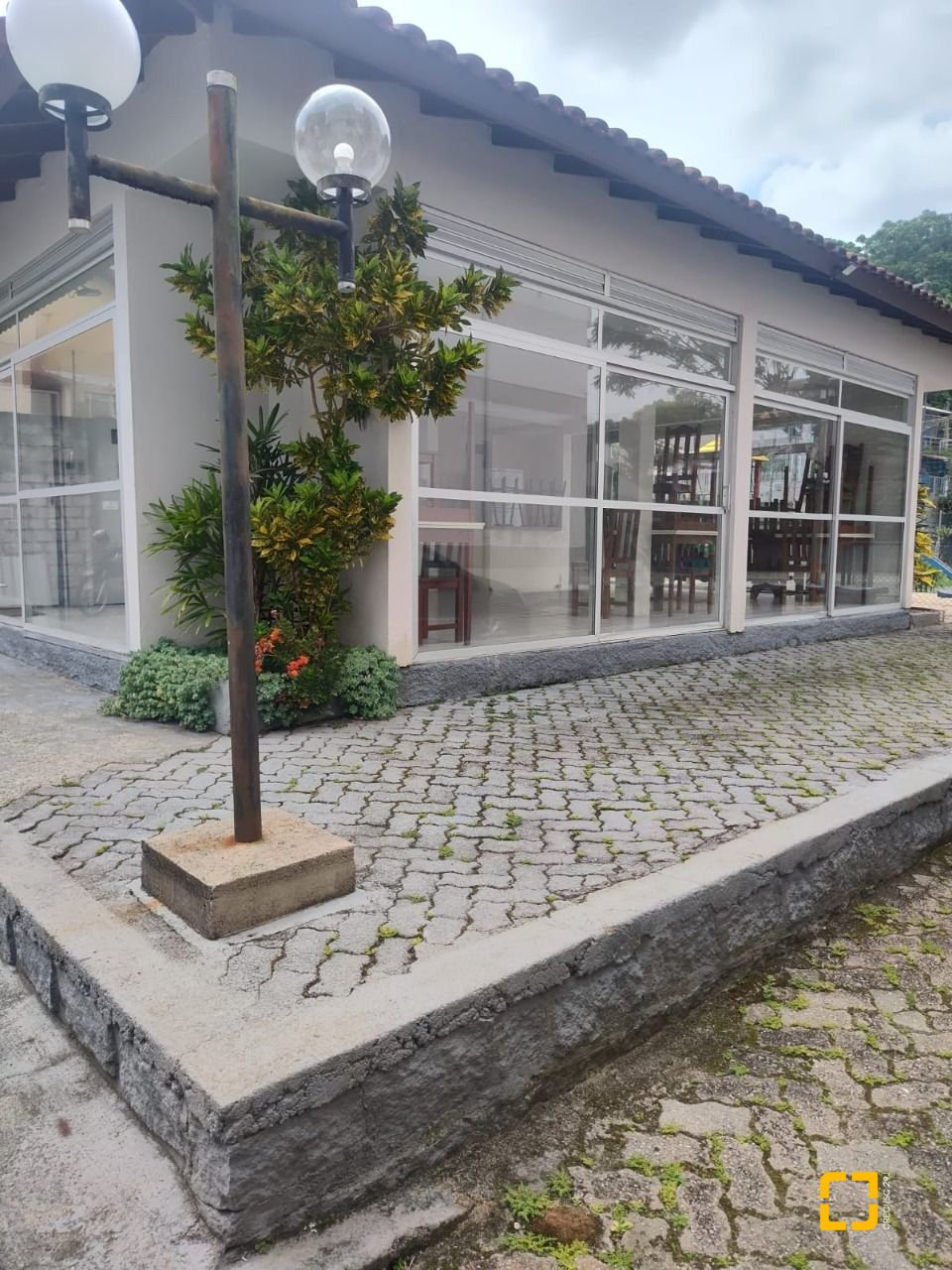 Apartamento com 85m², 2 quartos, 1 garagem, no bairro Córrego Grande em Florianópolis