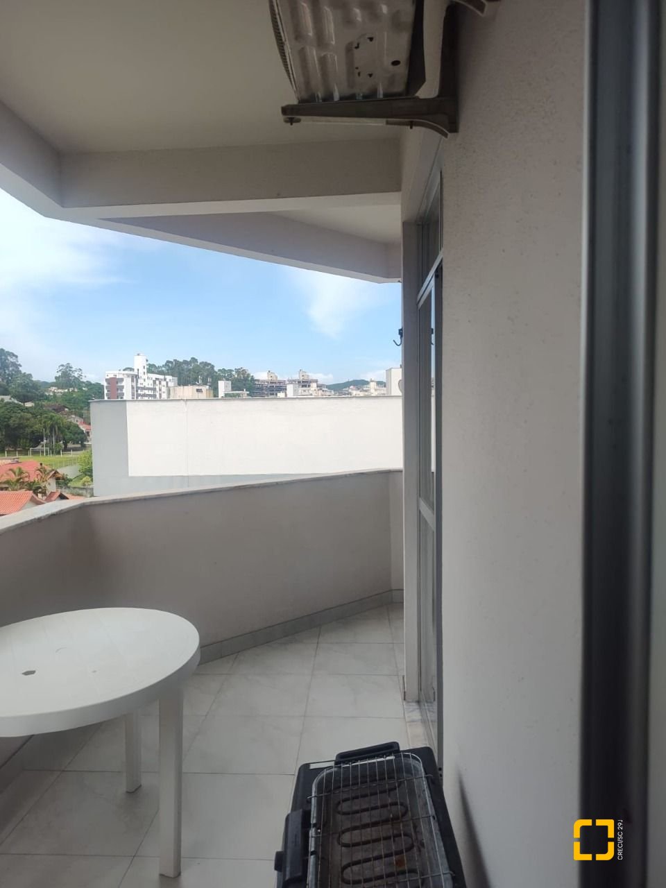 Apartamento com 85m², 2 quartos, 1 garagem, no bairro Córrego Grande em Florianópolis