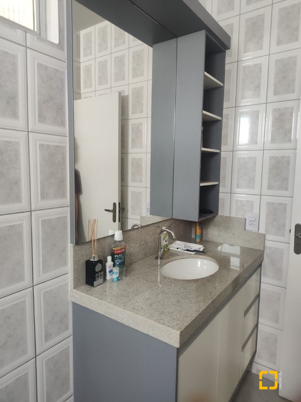 Apartamento com 85m², 2 quartos, 1 garagem, no bairro Córrego Grande em Florianópolis