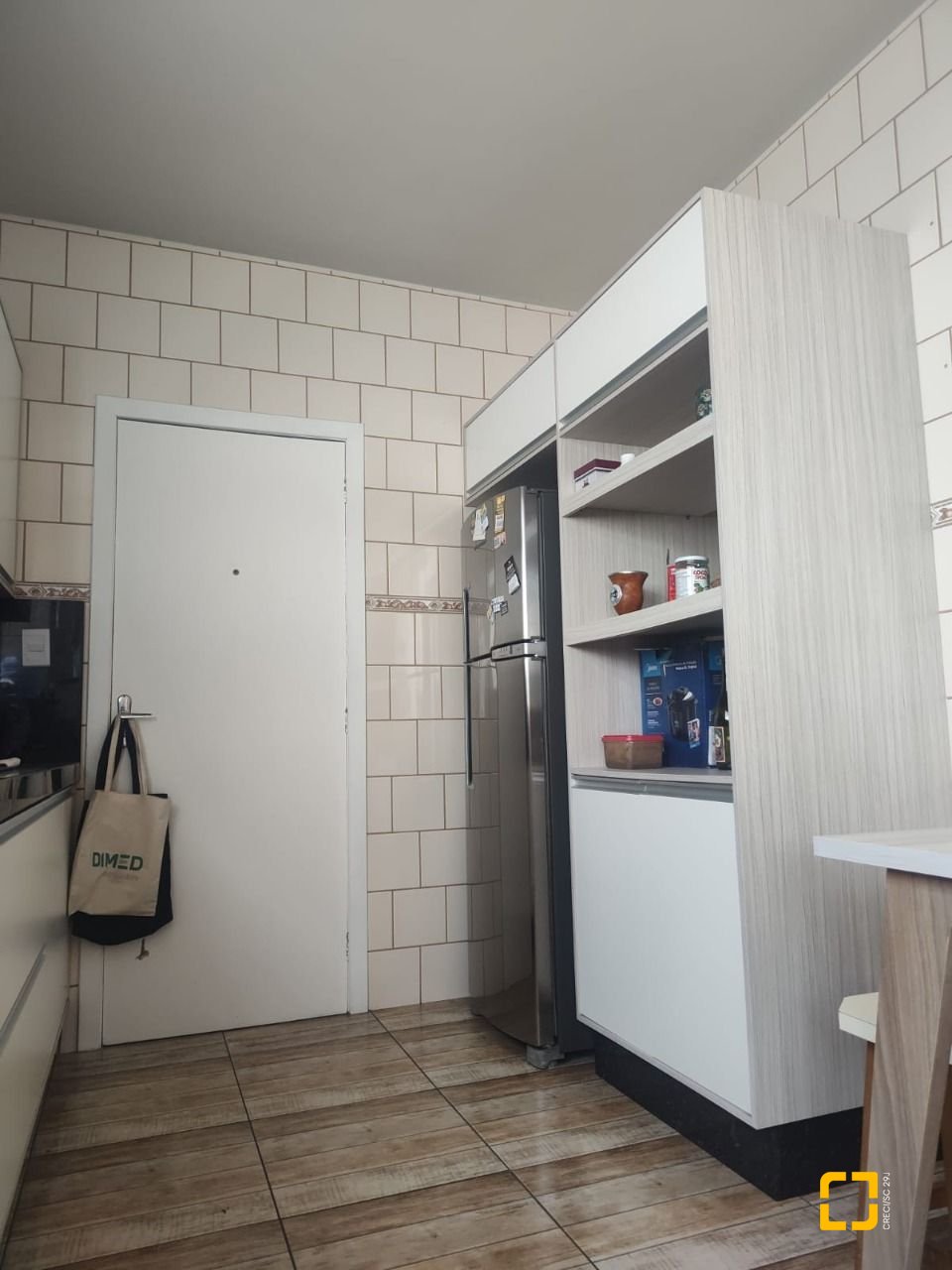 Apartamento com 85m², 2 quartos, 1 garagem, no bairro Córrego Grande em Florianópolis