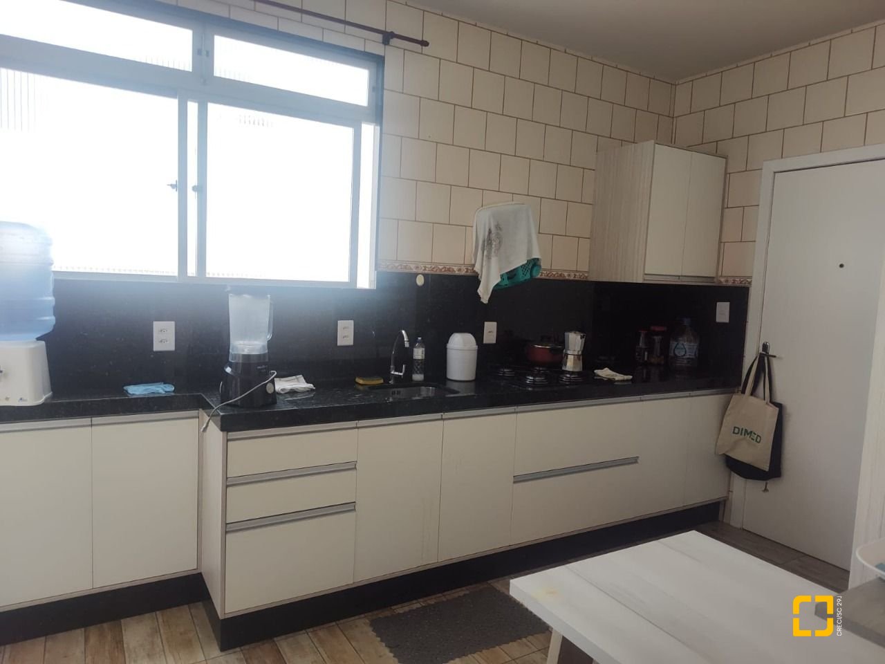 Apartamento com 85m², 2 quartos, 1 garagem, no bairro Córrego Grande em Florianópolis