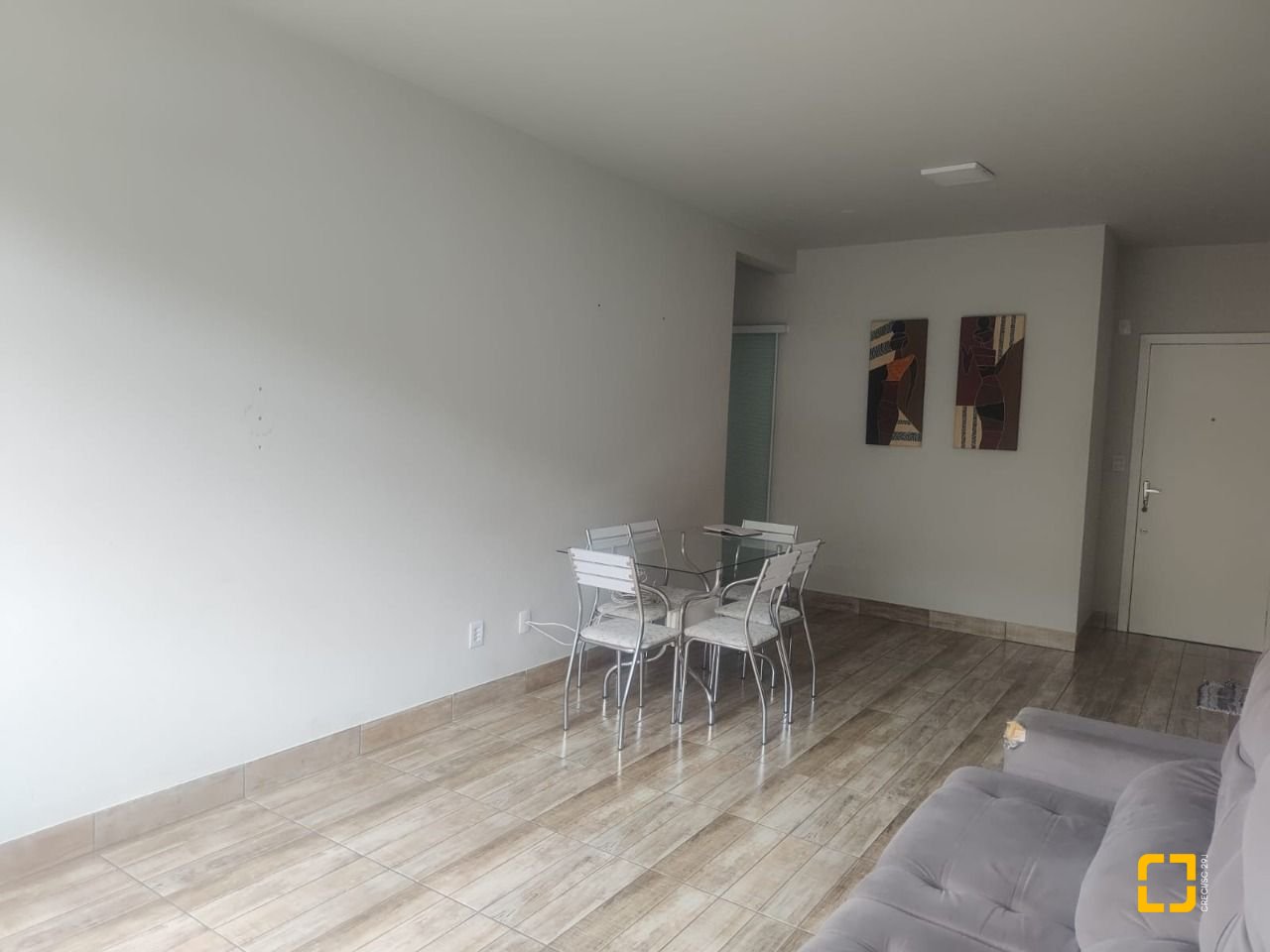 Apartamento com 85m², 2 quartos, 1 garagem, no bairro Córrego Grande em Florianópolis