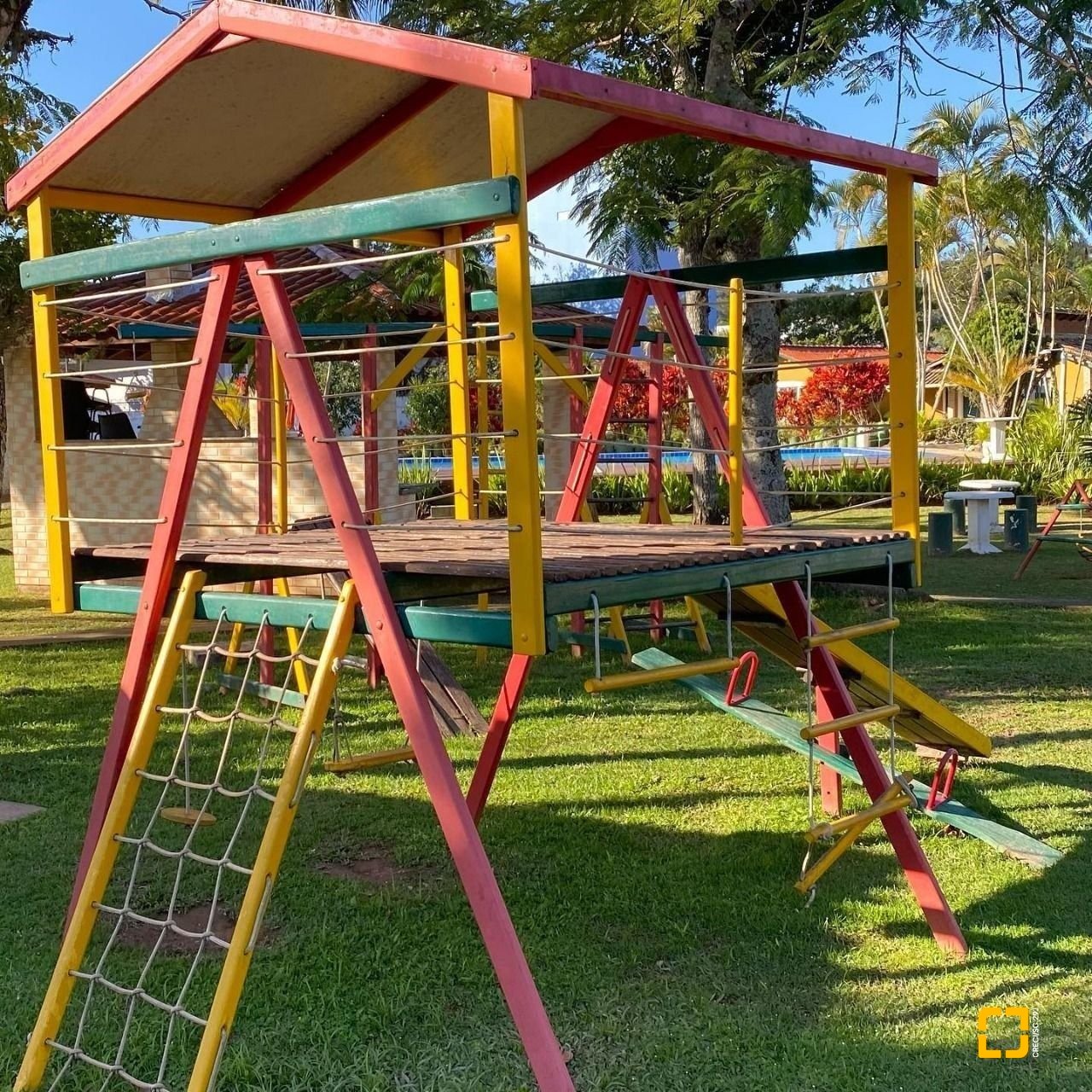 Casa com 39m², 2 quartos, 1 garagem, no bairro Cachoeira do Bom Jesus em Florianópolis