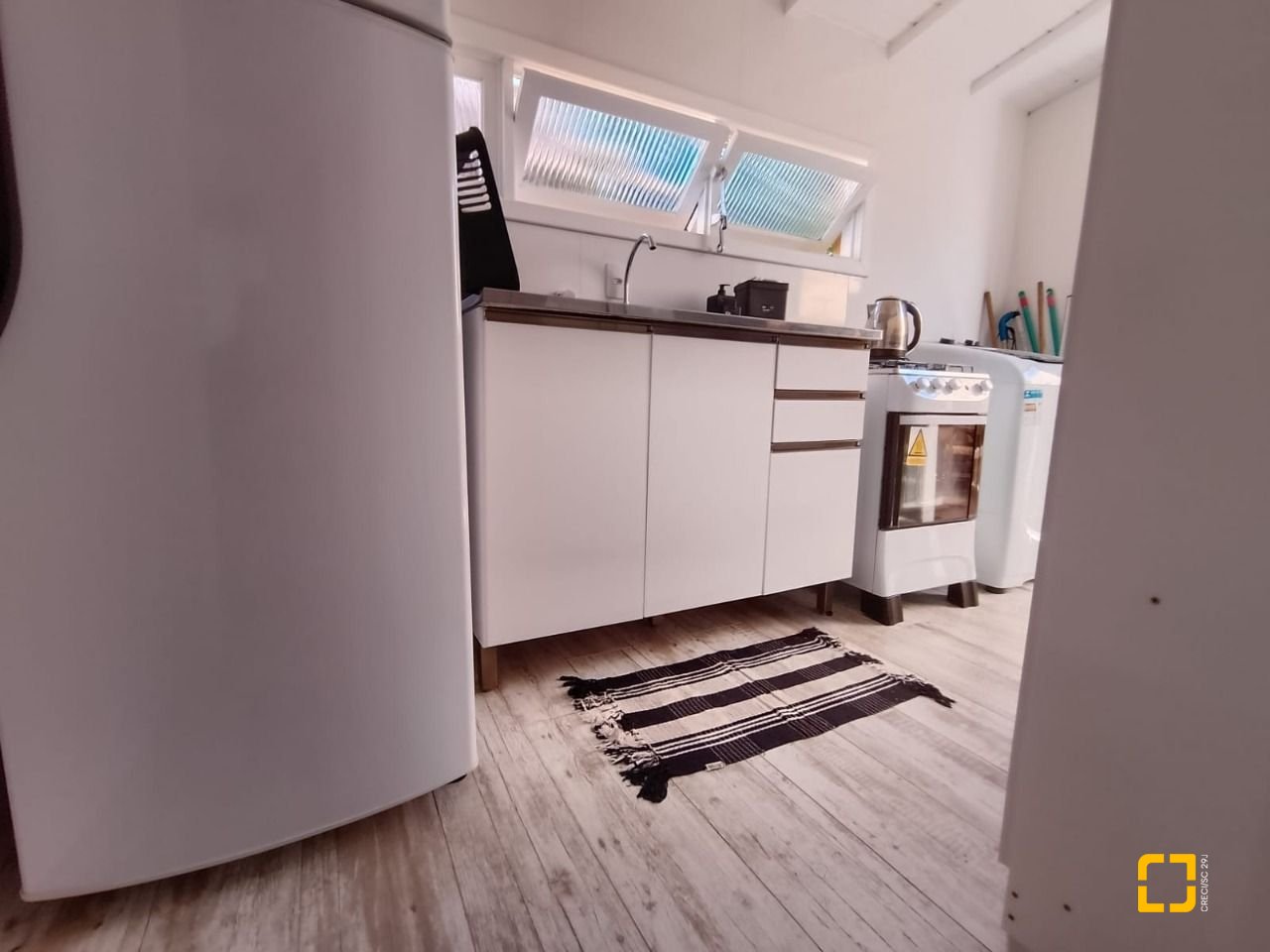 Casa com 39m², 2 quartos, 1 garagem, no bairro Cachoeira do Bom Jesus em Florianópolis