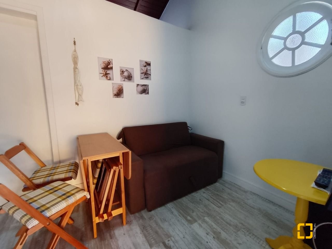Casa com 39m², 2 quartos, 1 garagem, no bairro Cachoeira do Bom Jesus em Florianópolis