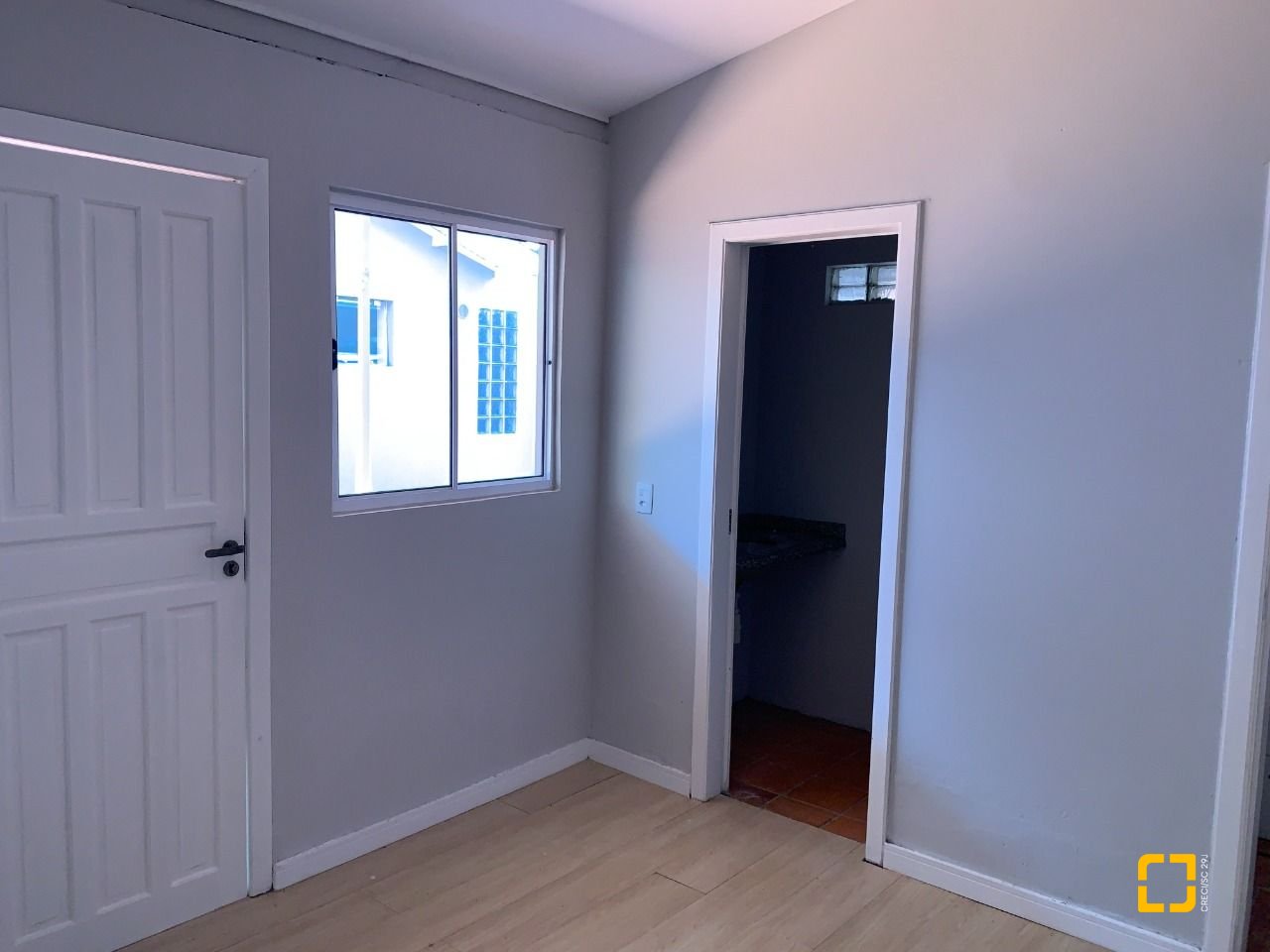 Casa com 200m², 4 quartos (sendo 1 suíte), 4 garagens, no bairro Santa Mônica em Florianópolis
