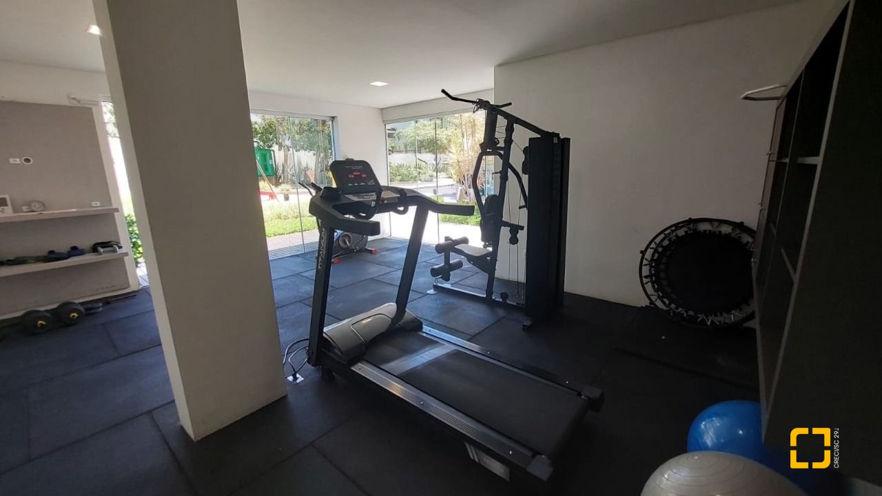 Apartamento com 93m², 4 quartos (sendo 1 suíte), 2 garagens, no bairro Campeche em Florianópolis