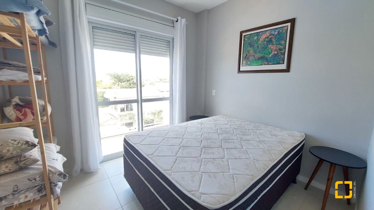Apartamento com 93m², 4 quartos (sendo 1 suíte), 2 garagens, no bairro Campeche em Florianópolis