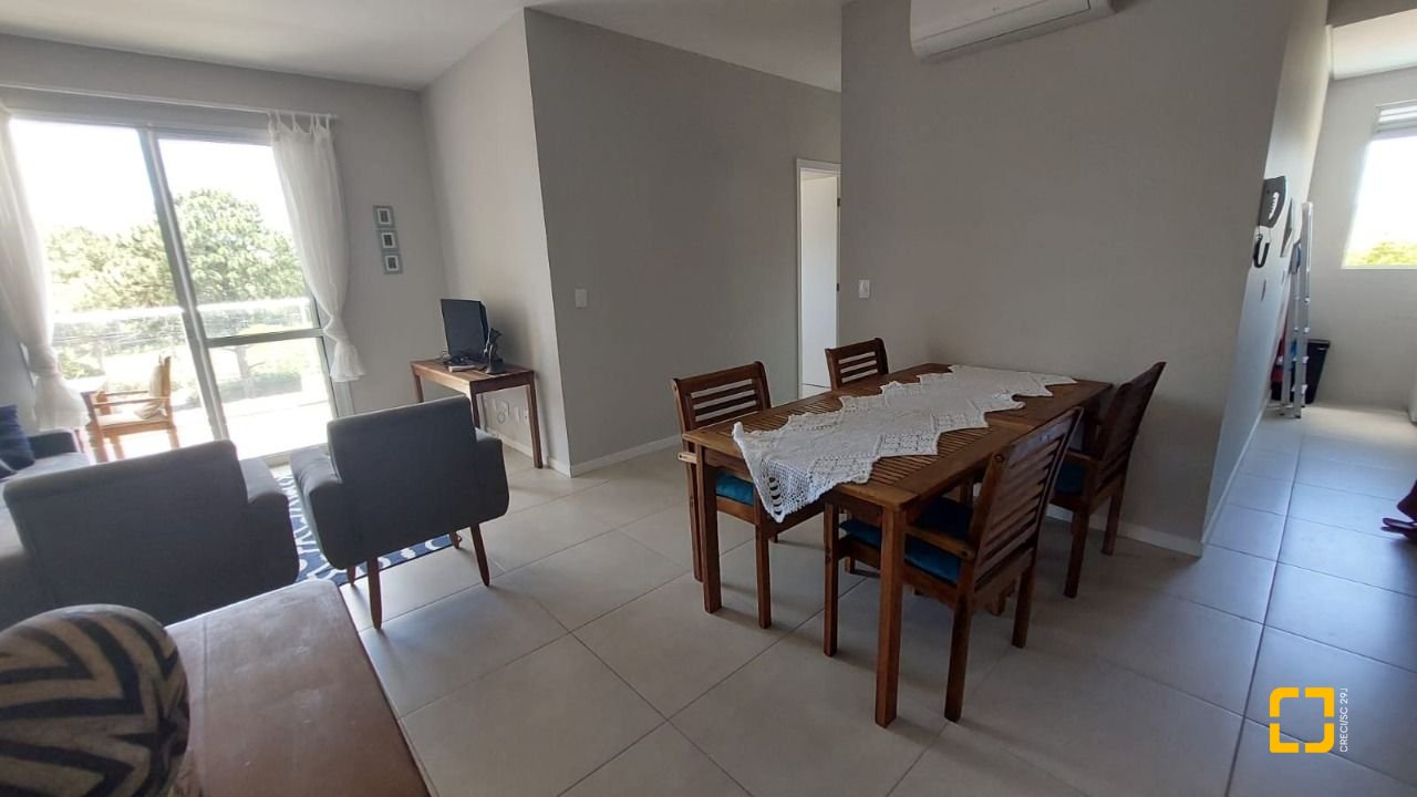 Apartamento com 93m², 4 quartos (sendo 1 suíte), 2 garagens, no bairro Campeche em Florianópolis