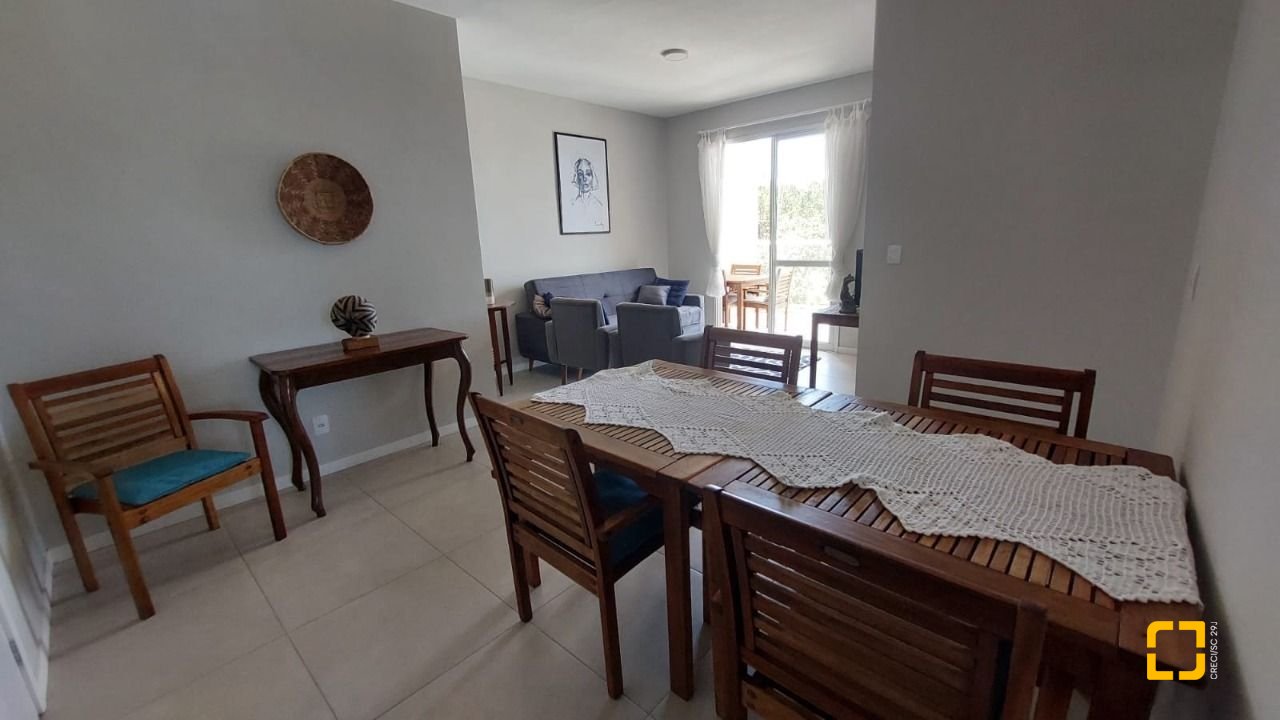 Apartamento com 93m², 4 quartos (sendo 1 suíte), 2 garagens, no bairro Campeche em Florianópolis