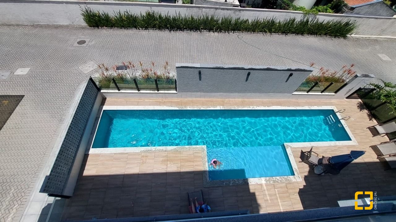 Apartamento com 93m², 4 quartos (sendo 1 suíte), 2 garagens, no bairro Campeche em Florianópolis