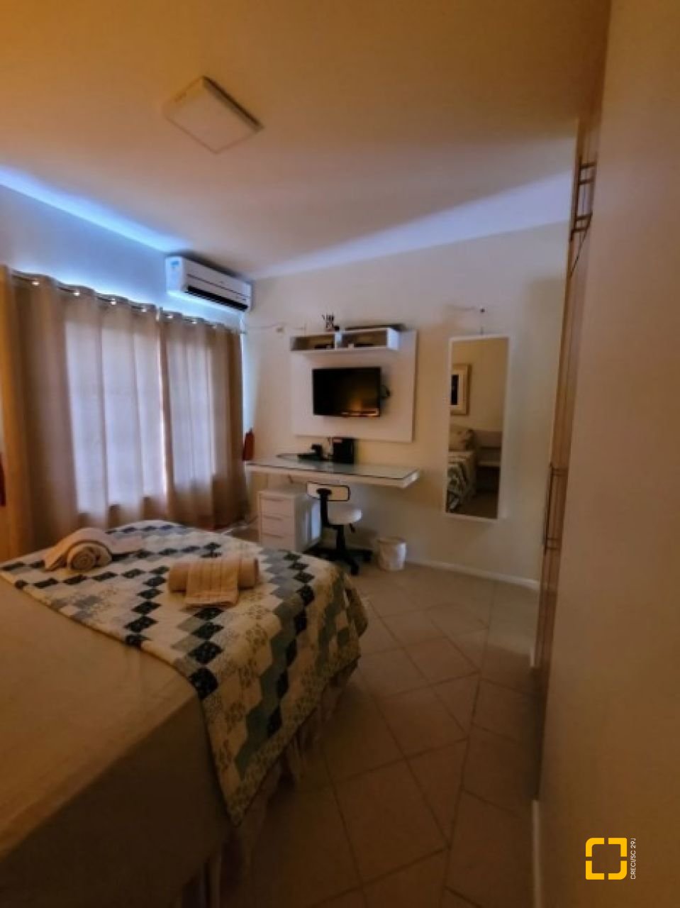 Apartamento com 43m², 1 quarto, 1 garagem, no bairro Praia Brava em Florianópolis