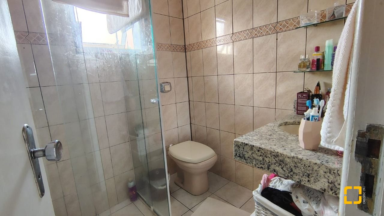 Casa com 176m², 3 quartos, 1 garagem, no bairro Monte Verde em Florianópolis