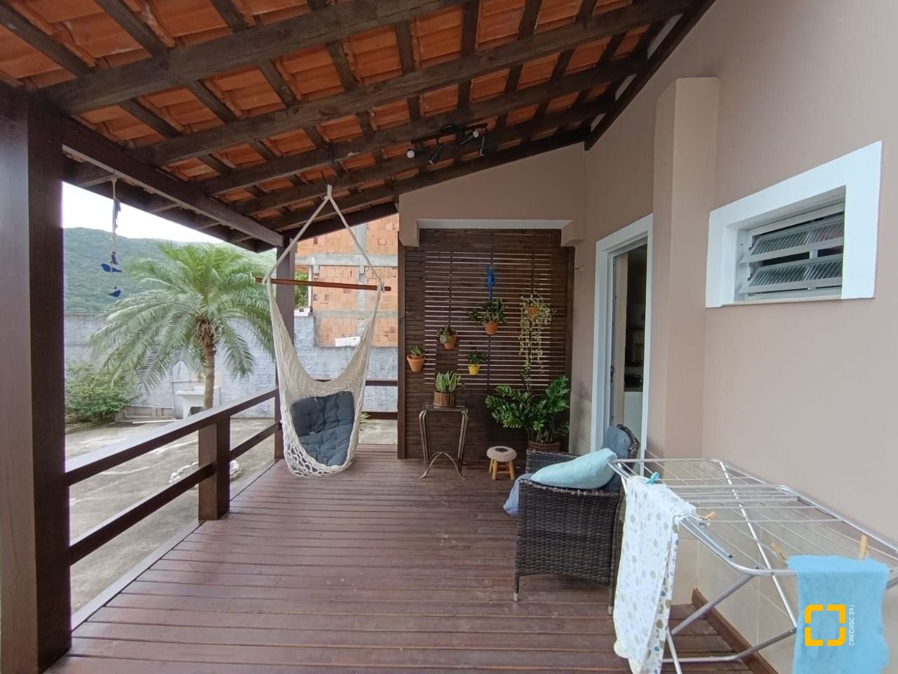 Casa com 176m², 3 quartos, 1 garagem, no bairro Monte Verde em Florianópolis
