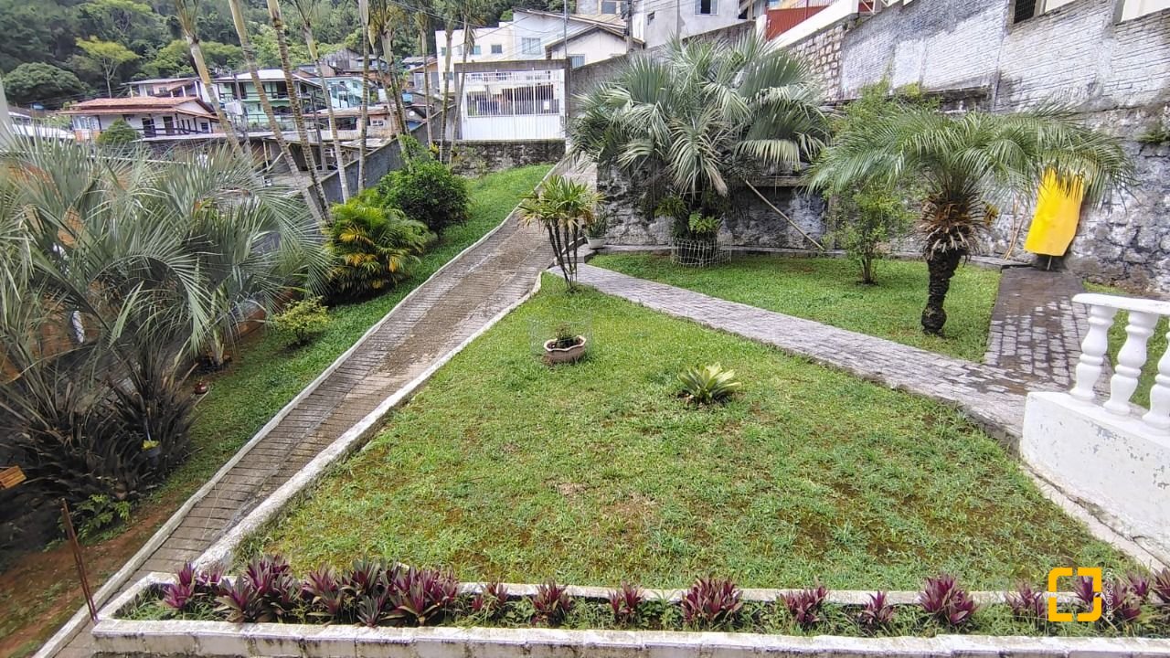 Casa com 176m², 3 quartos, 1 garagem, no bairro Monte Verde em Florianópolis