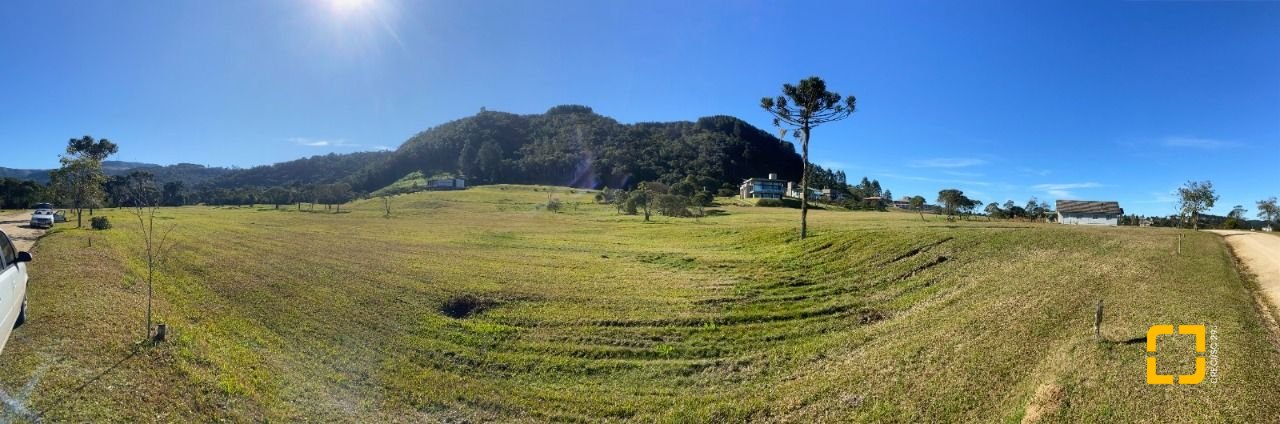 Terreno com 1000m², no bairro Invernadinha em Rancho Queimado