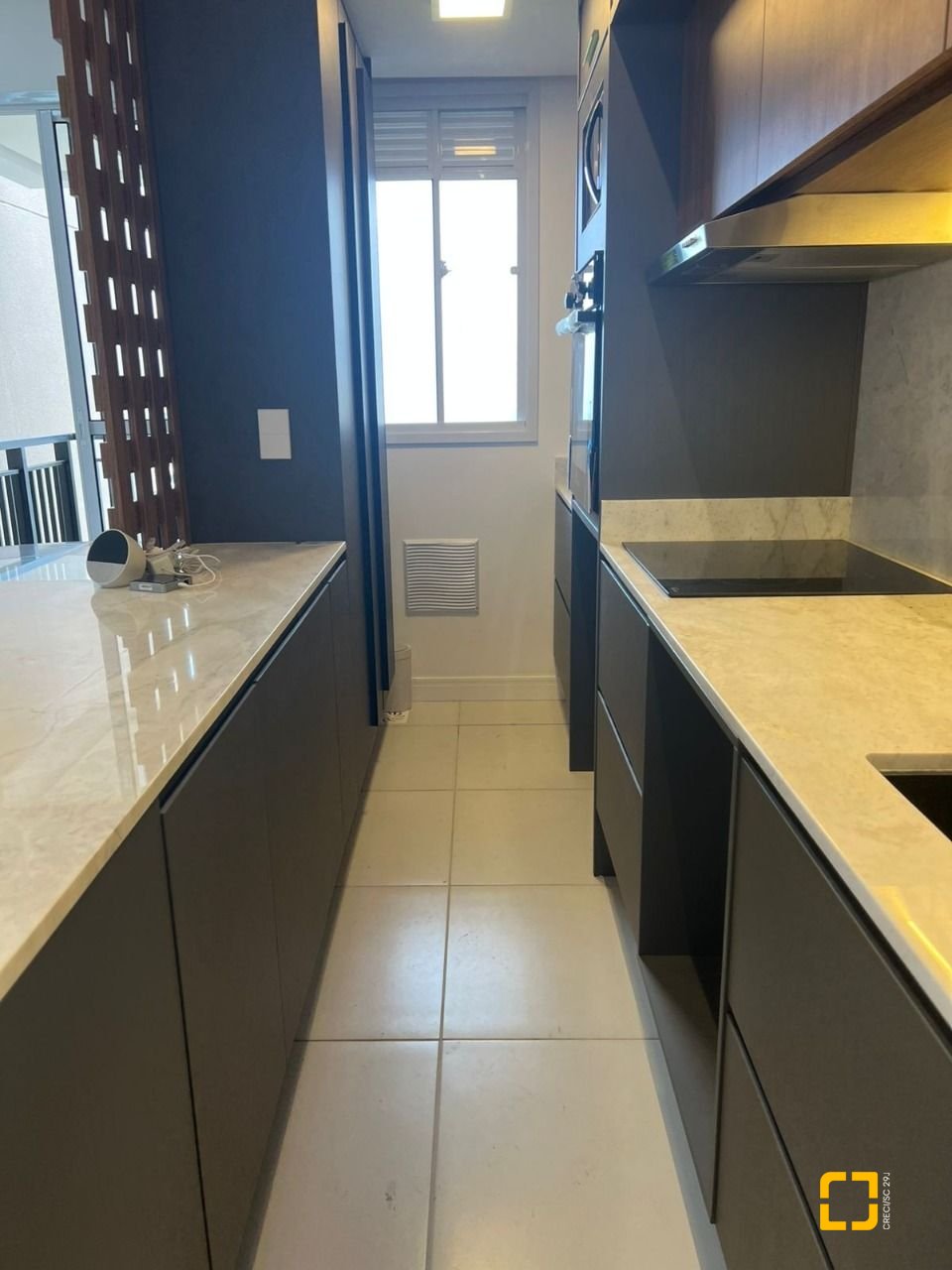 Apartamento com 56m², 3 quartos (sendo 1 suíte), 1 garagem, no bairro Pedra Branca em Palhoça