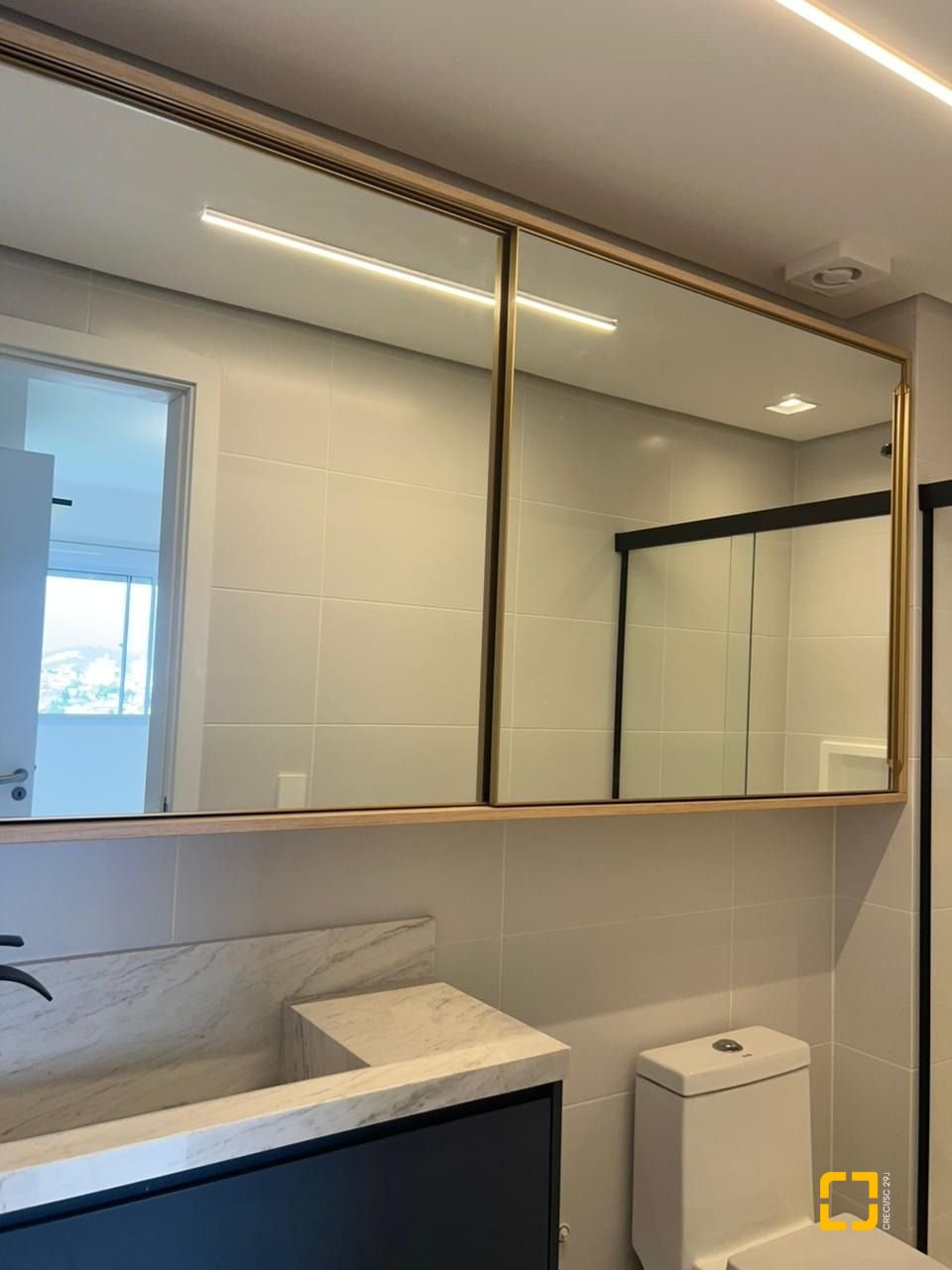 Apartamento com 56m², 3 quartos (sendo 1 suíte), 1 garagem, no bairro Pedra Branca em Palhoça