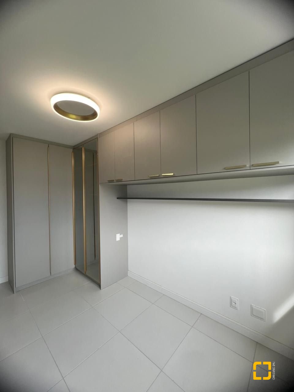 Apartamento com 56m², 2 quartos (sendo 1 suíte), 1 garagem, no bairro Pedra Branca em Palhoça