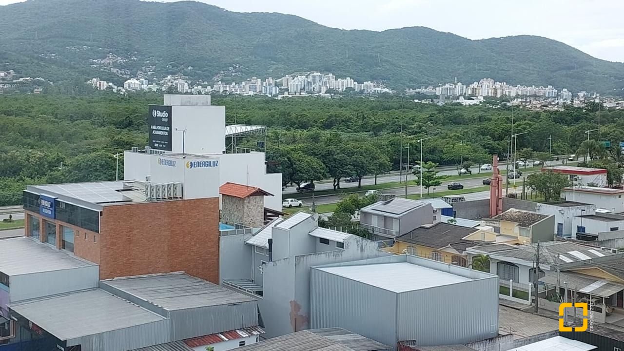 Cobertura com 112m², 4 quartos (sendo 1 suíte), 2 garagens, no bairro Trindade em Florianópolis