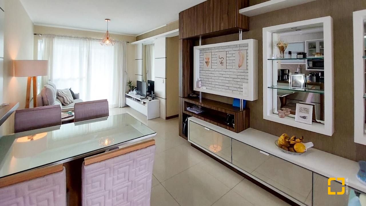 Cobertura com 112m², 4 quartos (sendo 1 suíte), 2 garagens, no bairro Trindade em Florianópolis