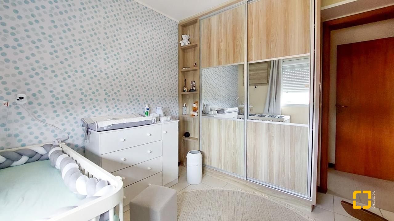 Cobertura com 112m², 4 quartos (sendo 1 suíte), 2 garagens, no bairro Trindade em Florianópolis