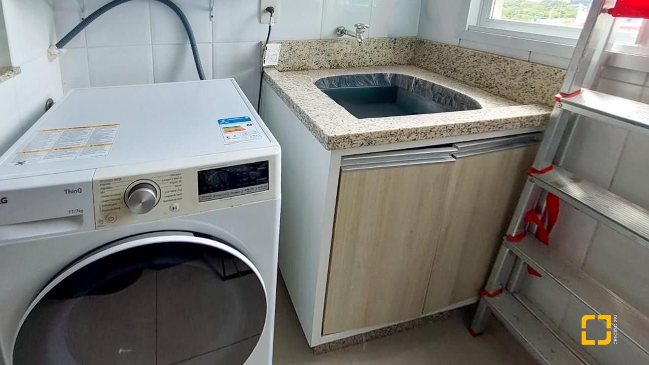 Cobertura com 112m², 4 quartos (sendo 1 suíte), 2 garagens, no bairro Trindade em Florianópolis