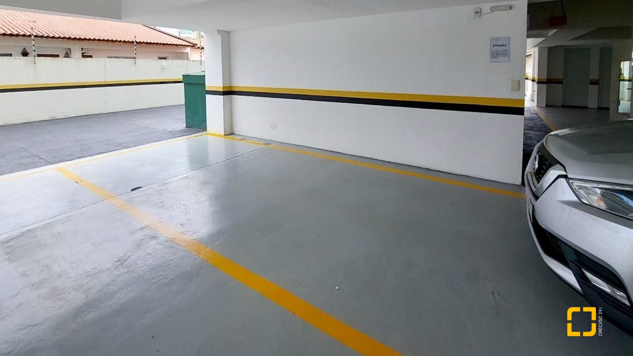 Cobertura com 112m², 4 quartos (sendo 1 suíte), 2 garagens, no bairro Trindade em Florianópolis