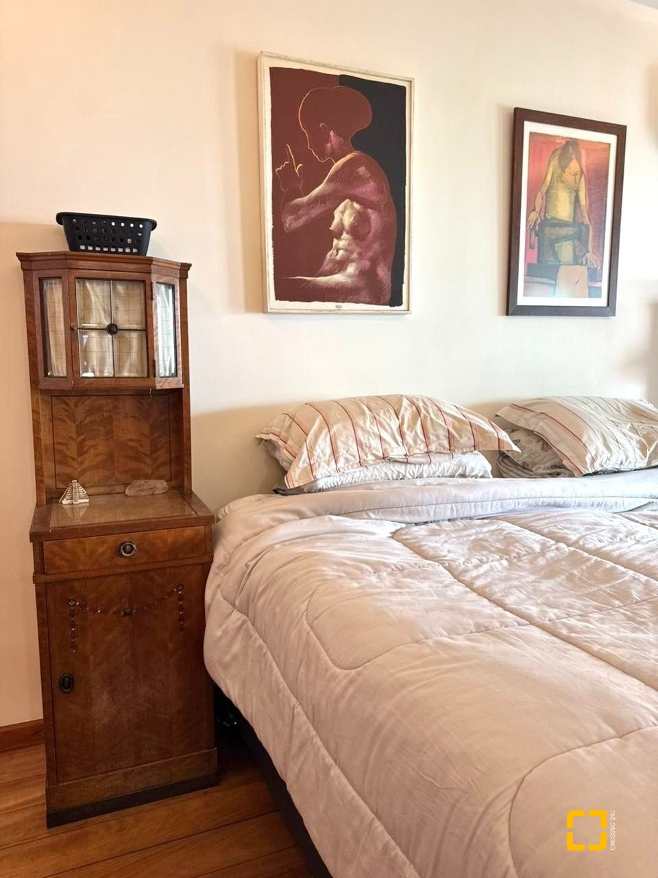 Casa com 407m², 5 quartos (sendo 1 suíte), 6 garagens, no bairro Agronômica em Florianópolis