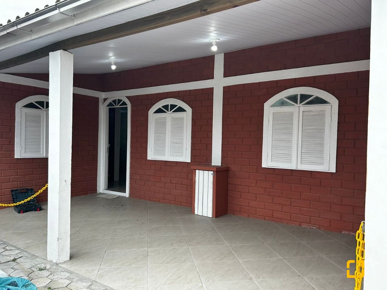 Casa de Condomínio com 46m², 2 quartos, 2 garagens, no bairro Ingleses em Florianópolis