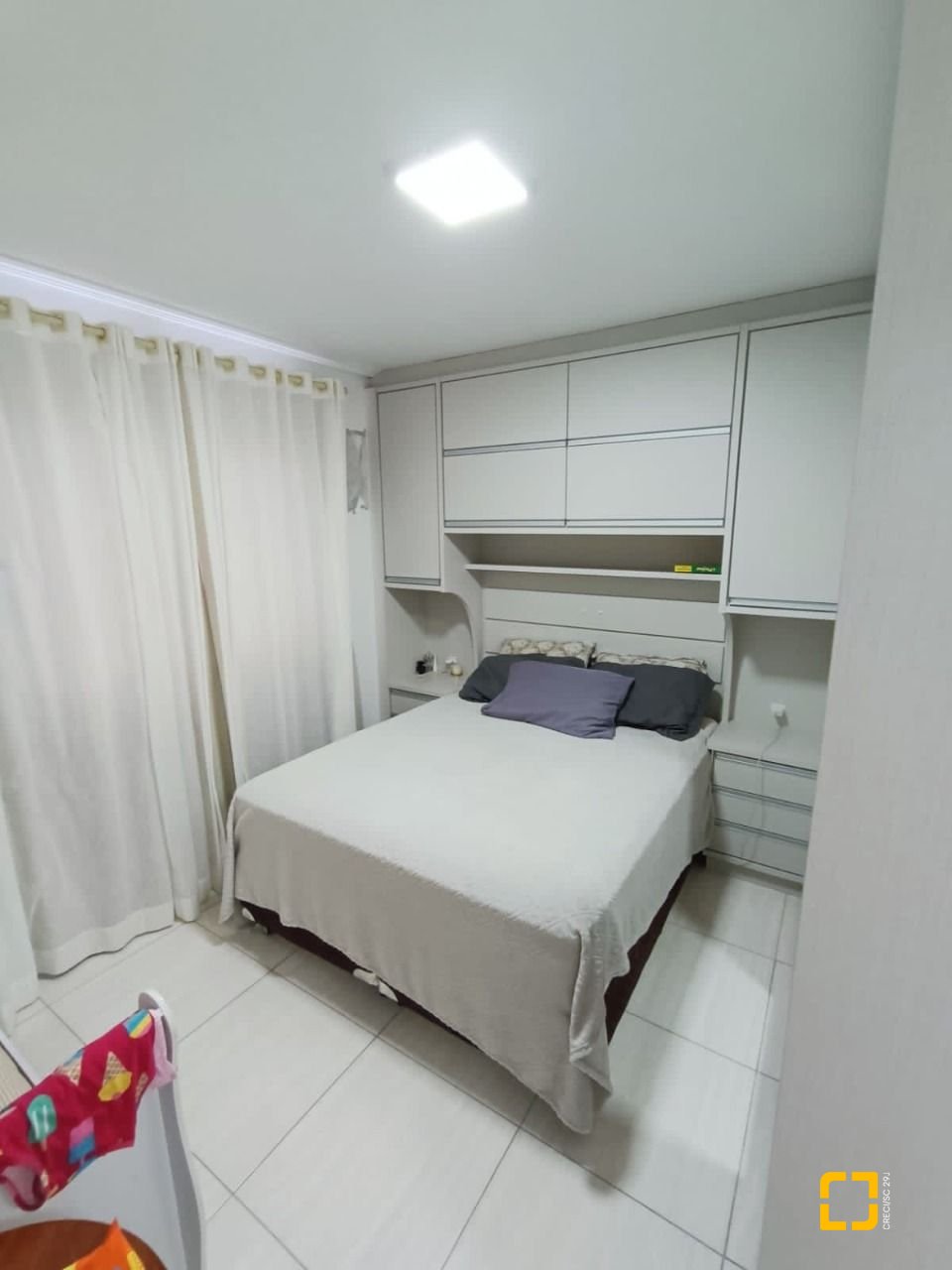 Apartamento com 69m², 2 quartos (sendo 1 suíte), 1 garagem, no bairro Vila Becker em Santo Amaro da Imperatriz
