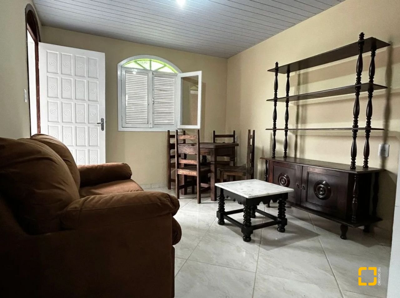 Casa de Condomínio com 36m², 1 quarto, 1 garagem, no bairro Ingleses em Florianópolis