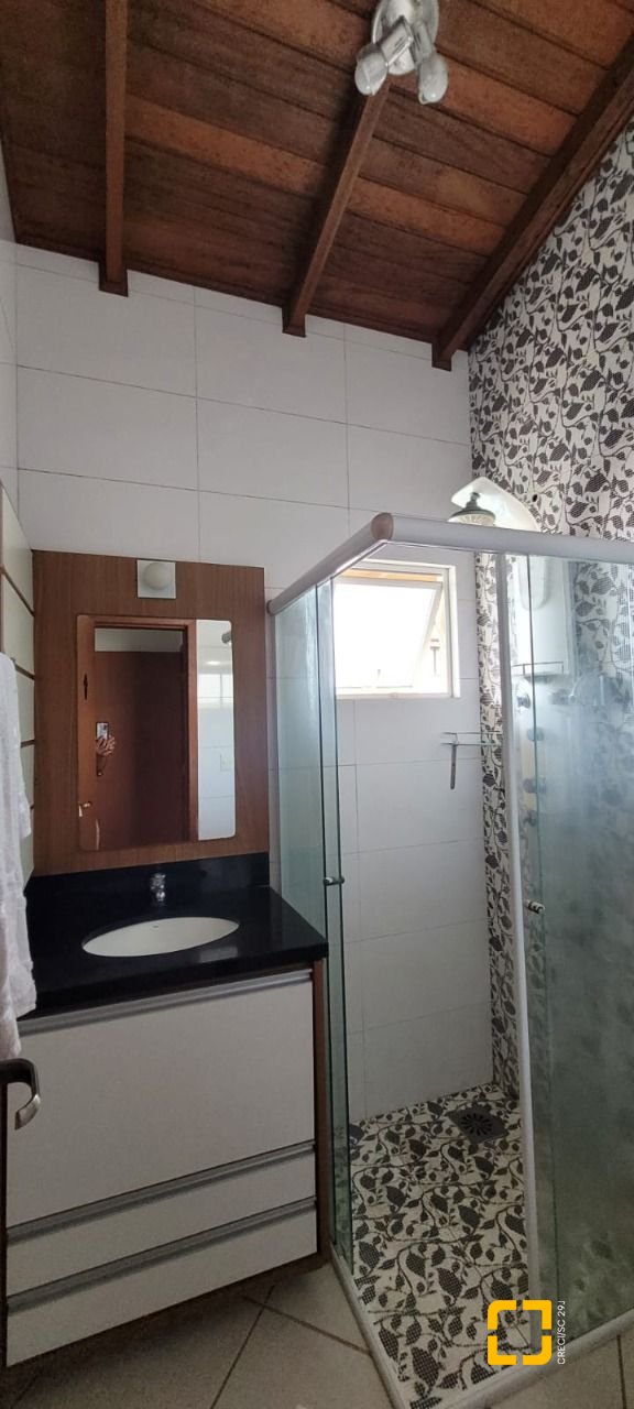 Apartamento com 79m², 3 quartos (sendo 1 suíte), 1 garagem, no bairro Santinho em Florianópolis